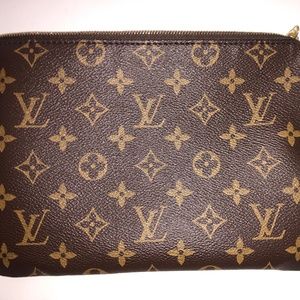 Etui Voyage PM Louis Vuitton Pouch